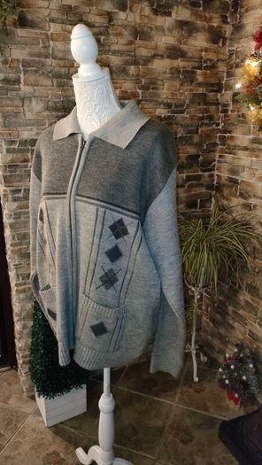 Guv'nors vintage style cardigan Size large Great condition Very retro