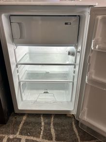 fridge In a good condition