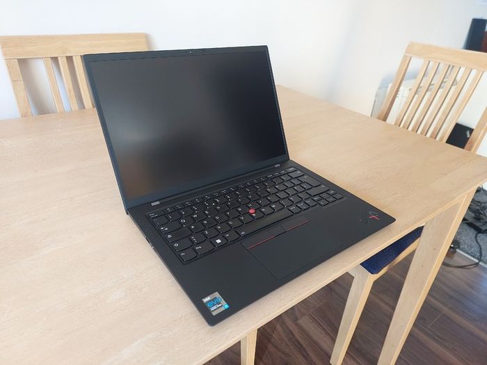 Lenovo ThinkPad X1 Carbon Gen 9 | i7-1185G7 | 16GB RAM | 256GB NVMe SSD | Full HD | Windows 11 Pro