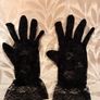 Cruella De Vil - Halloween Costume - Wig, Gloves and Dalmatian Shawl Image 2