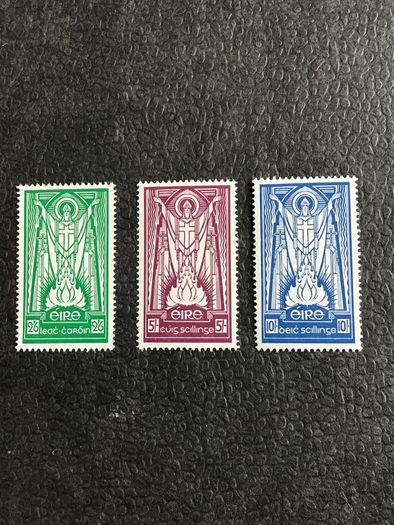 Irish stamps. St Patrick -  New Unhinged (POST FREE)