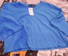 BNWT - Size XL - A Lovely Blue Ladies Tee - Read Carefully
