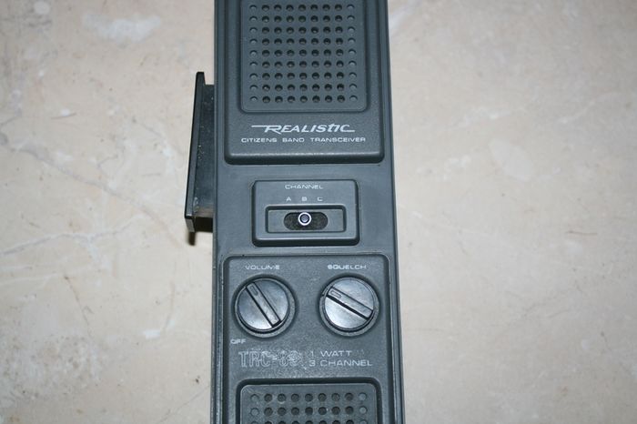 Realistic TRC-83 3-Channel Transceiver - Cat. No. 21-1605