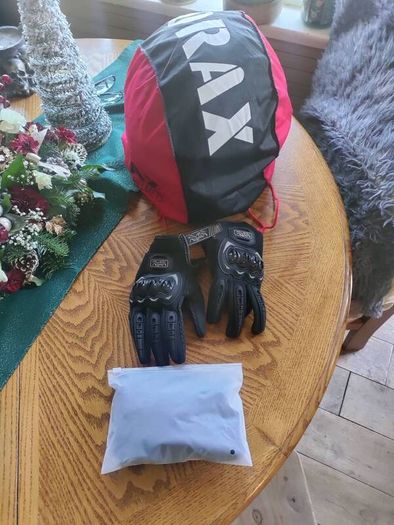 New Never Used Helmet With Gloves And Neck Wind Block Scarf.