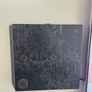 PS4 pro limited edition Image 2