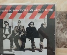 U2  CD  - How To Dismantle An Atomic Bomb