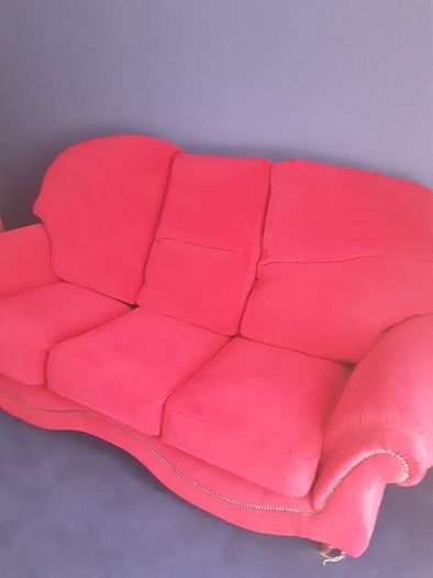 Large dark pink sofa immaculate condition size 80inchs long