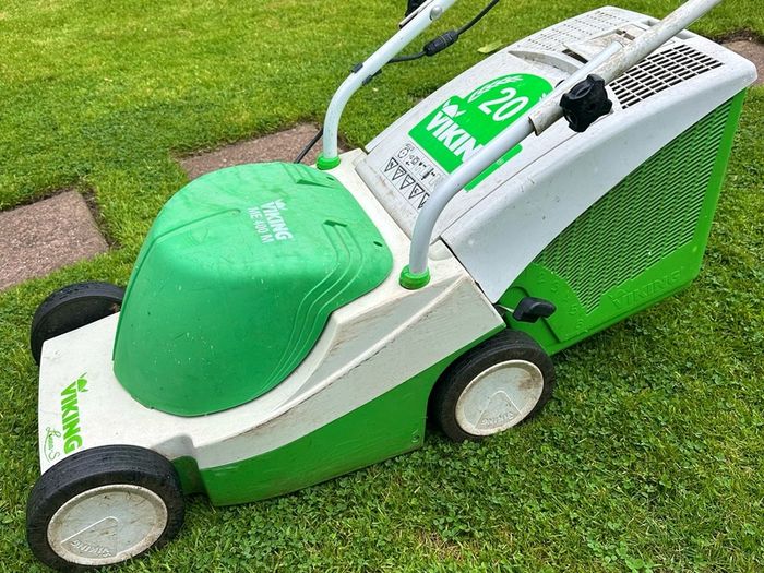 Electric Lawnmower