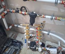 Plumbing & Heating/Heat Pumps - Polish Service