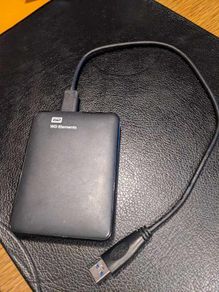 WD Elements SE Portable Hard Drive - 1 TB