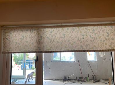 Green Leaf Pattern Blind