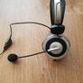 Logic Slim Stereo Headphones with Adjustable Microphone Image 4