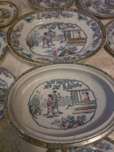 antique dinner set