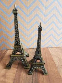 Eiffel Tower set