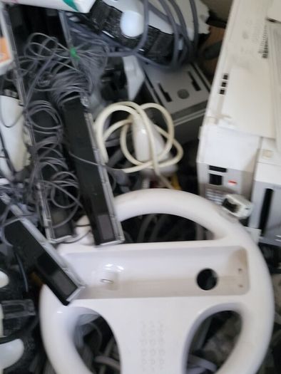 Wii Bundle. Fast Sale No Room