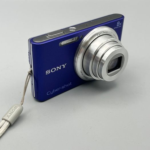Sony DSC-W730 16.1MP Digital Camera Blue - Full Kit