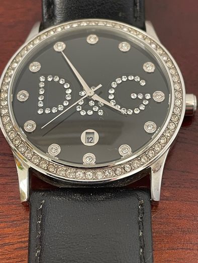 D&G Dolce and Gabanna ladies watch black leather strap