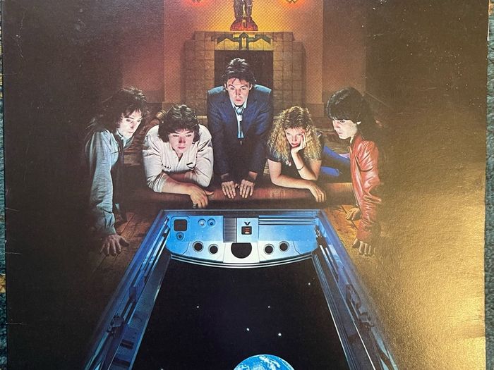 Paul Mc Cartney & Wings. Original 1979 Irish release of back to the egg with original inner sleeve in good + condition