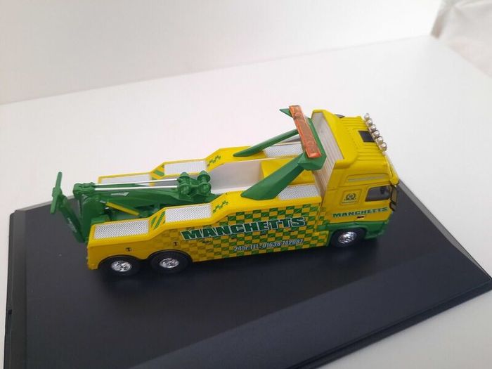 Recovery Truck: 1:76 Scale, Boxed, Free Post