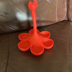 Silicone eggs holder