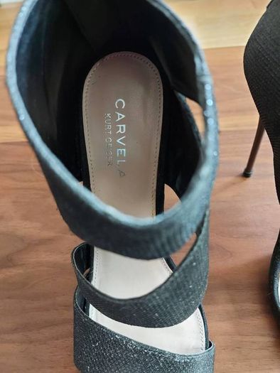 Kurt Geiger shoes. Postage included. Size 5