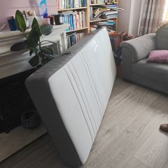 Single IKEA matress
