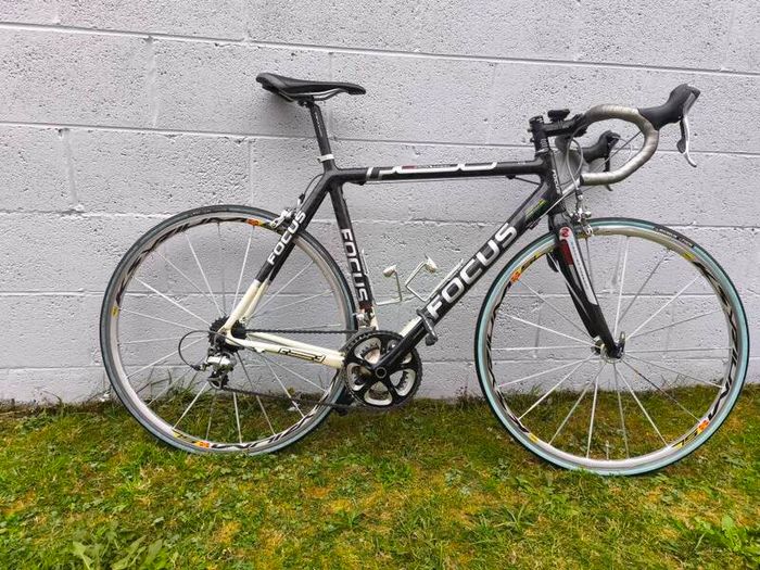 Focus Full Carbon Ultegra Mavic Ksyrium Wheels