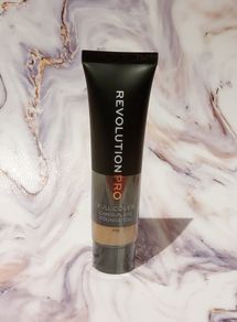 Revolution Pro Full Cover Camouflage Foundation - F10 - New - Sealed