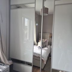sliding wardrobe doors
