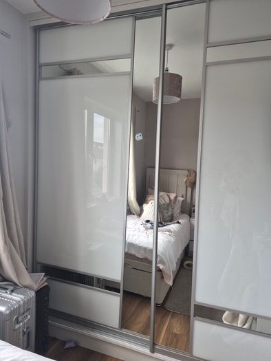 sliding wardrobe doors