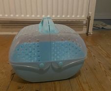 pet carrier