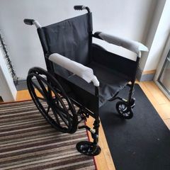 Drive Devilbiss Black Sport Wheelchair self propel 24 inch wheels