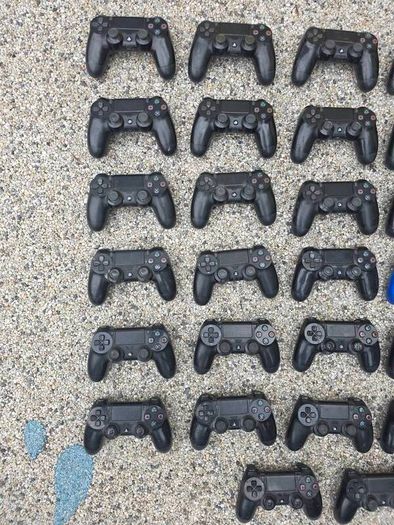 32 x PS4 Controller Joblot (Free Post)