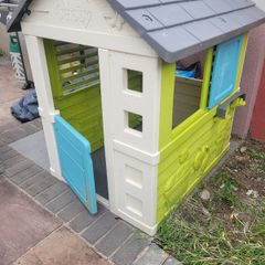 Kids playhouse