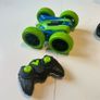 Spin n' Stunt R/C car Image 2