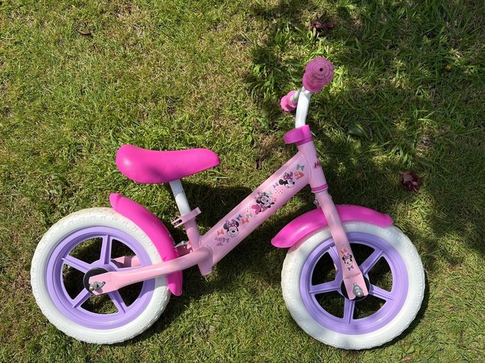 12 Inch Disney Minnie Mouse Balance Bike