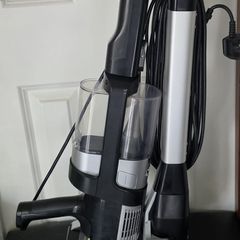 Shark Stratos Hoover