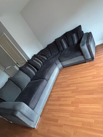 Harvey Norman L corner couch - collection only