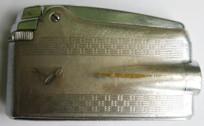 Vintage Ronson Varaflame Lighter