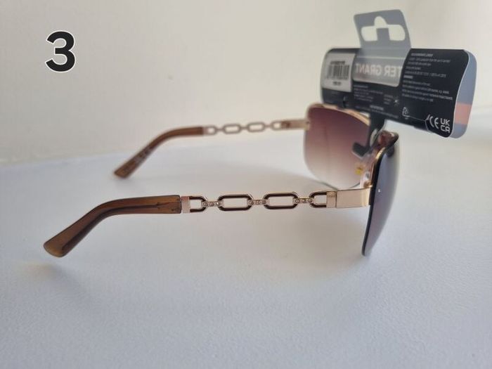Foster Grant Sunglasses Brand New (2 for 15 Euro)