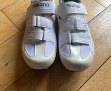 cycling shoes - shimano