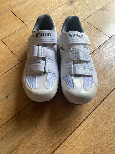 cycling shoes - shimano