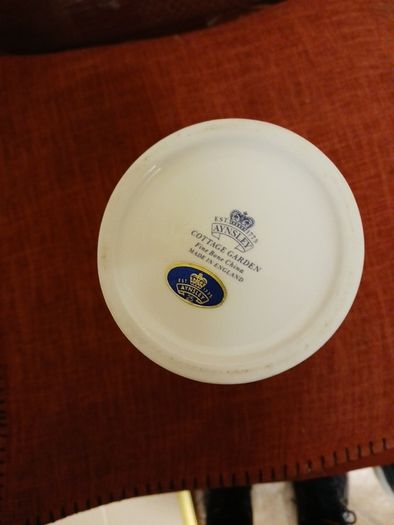 Aynsley china cottage garden vase