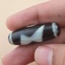Vintage Himalayan Spiritual Flower Motif Energy Agate Dzi Talisman Image 6