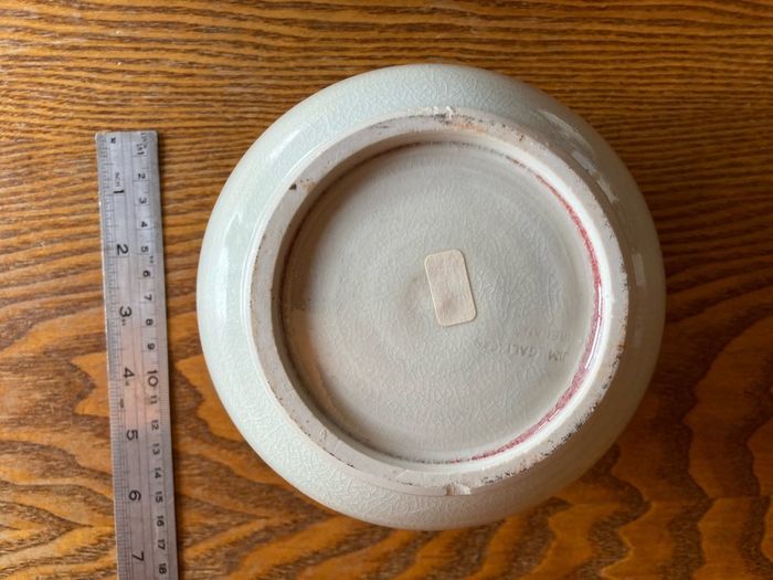 Jim Galligan lidded jar - vintage Irish studio pottery