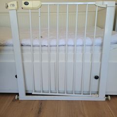 Baby/pet gate