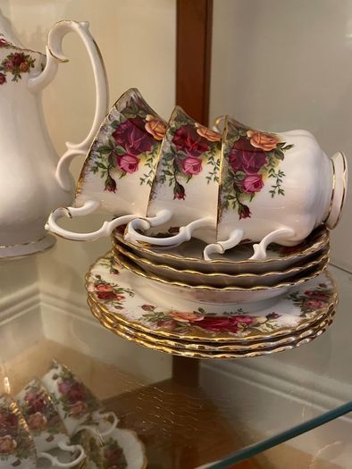 tea set bone china