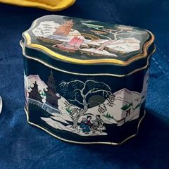 Chinese tea box