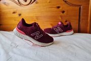 new balance 880 vii Size 6.5 eu Burgundy In excellent condition