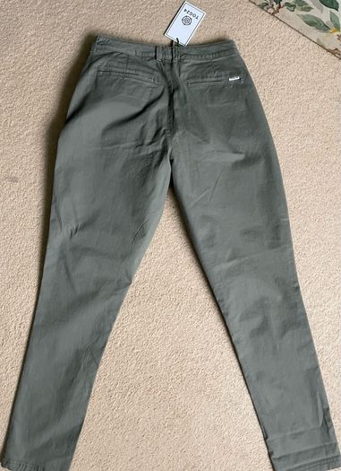 Tog 24 chinos BNWT